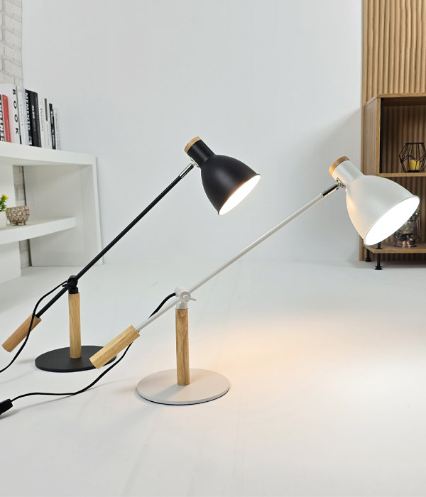 라틴 학생용스탠드 책상스탠드 (화이트, 블랙)